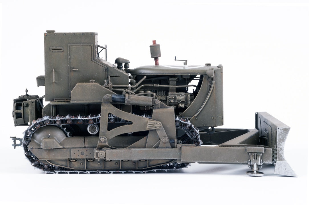 MiniArt 1/35 U.S. Armoured Buldozer | 4820183310217