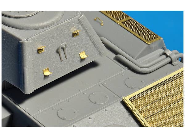 MiniArt 1/35 T-70M Special Edition | 4820183310279