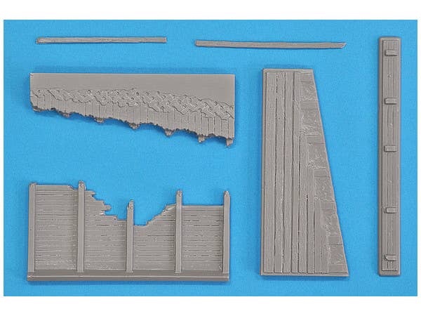 MiniArt 1/35 Ruined German Gasthof | 4820041101551