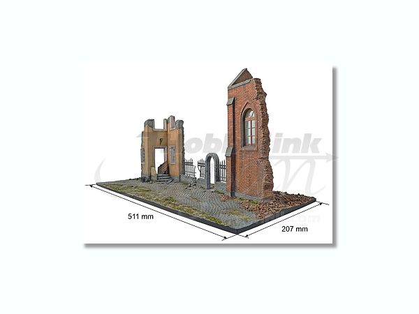 MiniArt Village Street (1/35) | 4820041101339