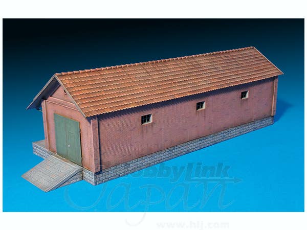 MiniArt Freight Shed (1/72) | 4820041102817