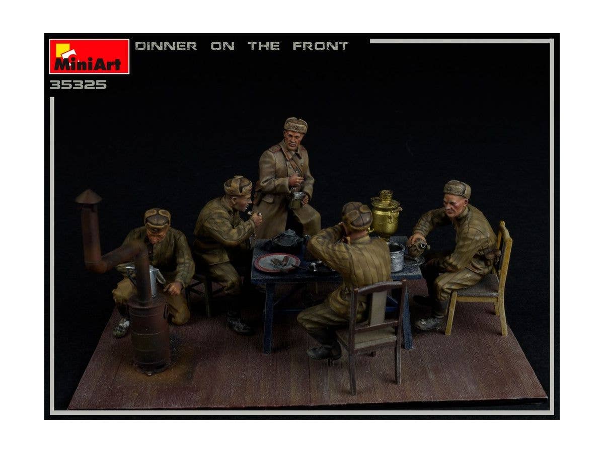 MiniArt Dinner on the Front | 4820183312815