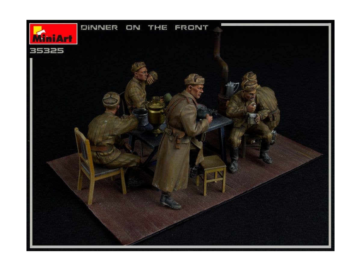 MiniArt Dinner on the Front | 4820183312815