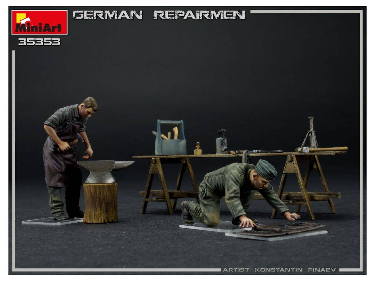 Miniart 1/35 German Repairmen | 4820183313843
