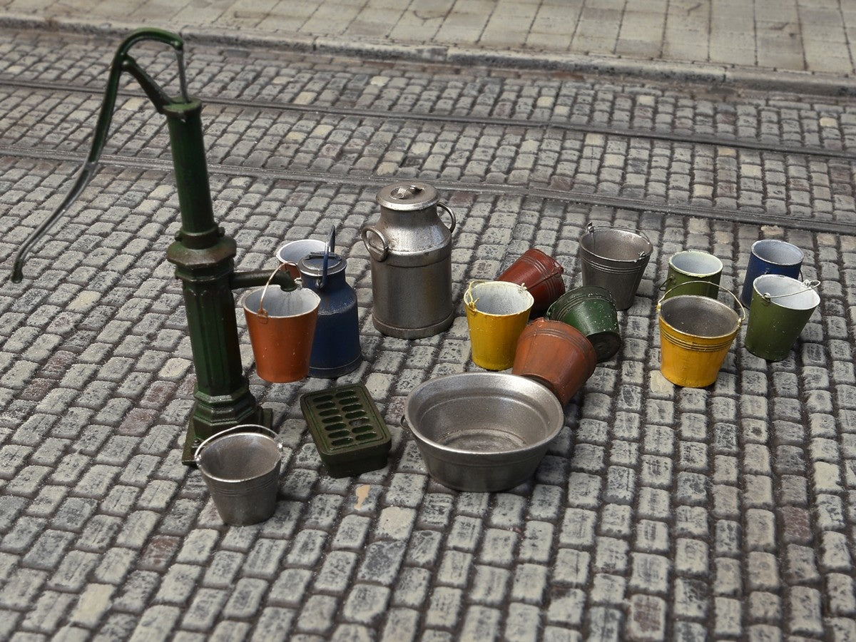 MiniArt 1/35 Water Pump Set | 4820183311405