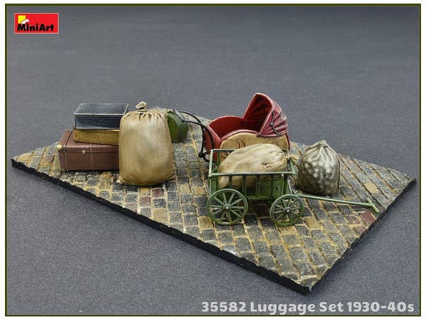 MiniArt Luggage Set 1930-40s (1/35) | 4820183311658