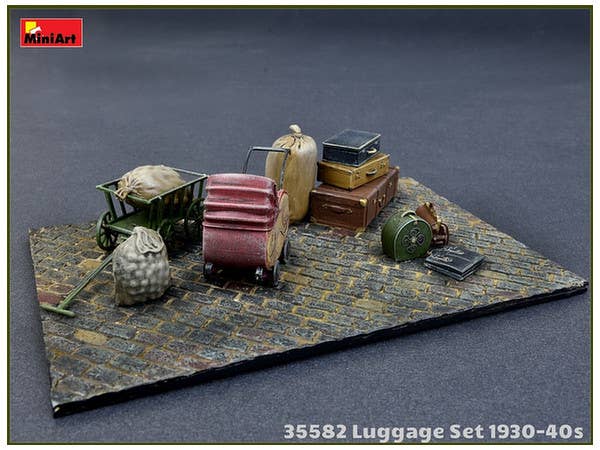 MiniArt Luggage Set 1930-40s (1/35) | 4820183311658