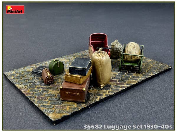 MiniArt Luggage Set 1930-40s (1/35) | 4820183311658