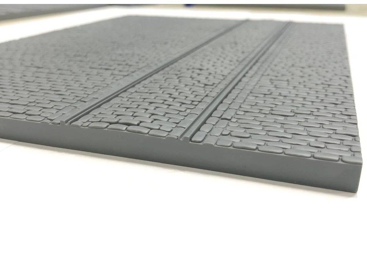 MiniArt 1/35 Cobblestone Road w/Tram Line (Injection Mold) | 5905090346555