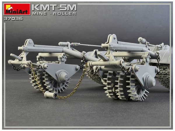 MiniArt KMT-5M Mine-Roller (1/35) | 4820183312051