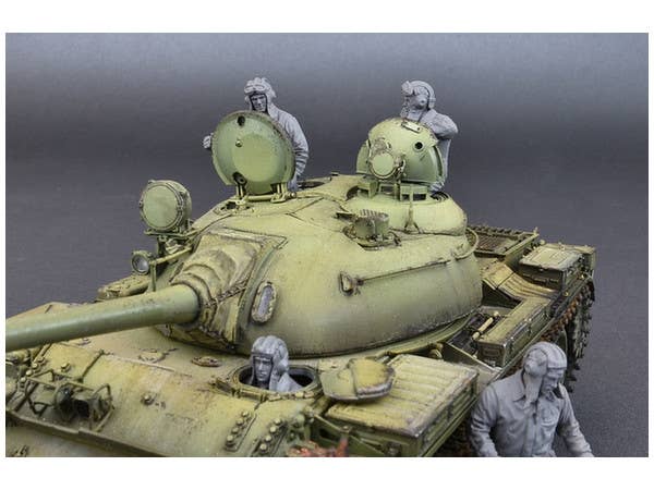 MiniArt 1/35 Soviet Tank Crew 1960-70s | 4820183311726
