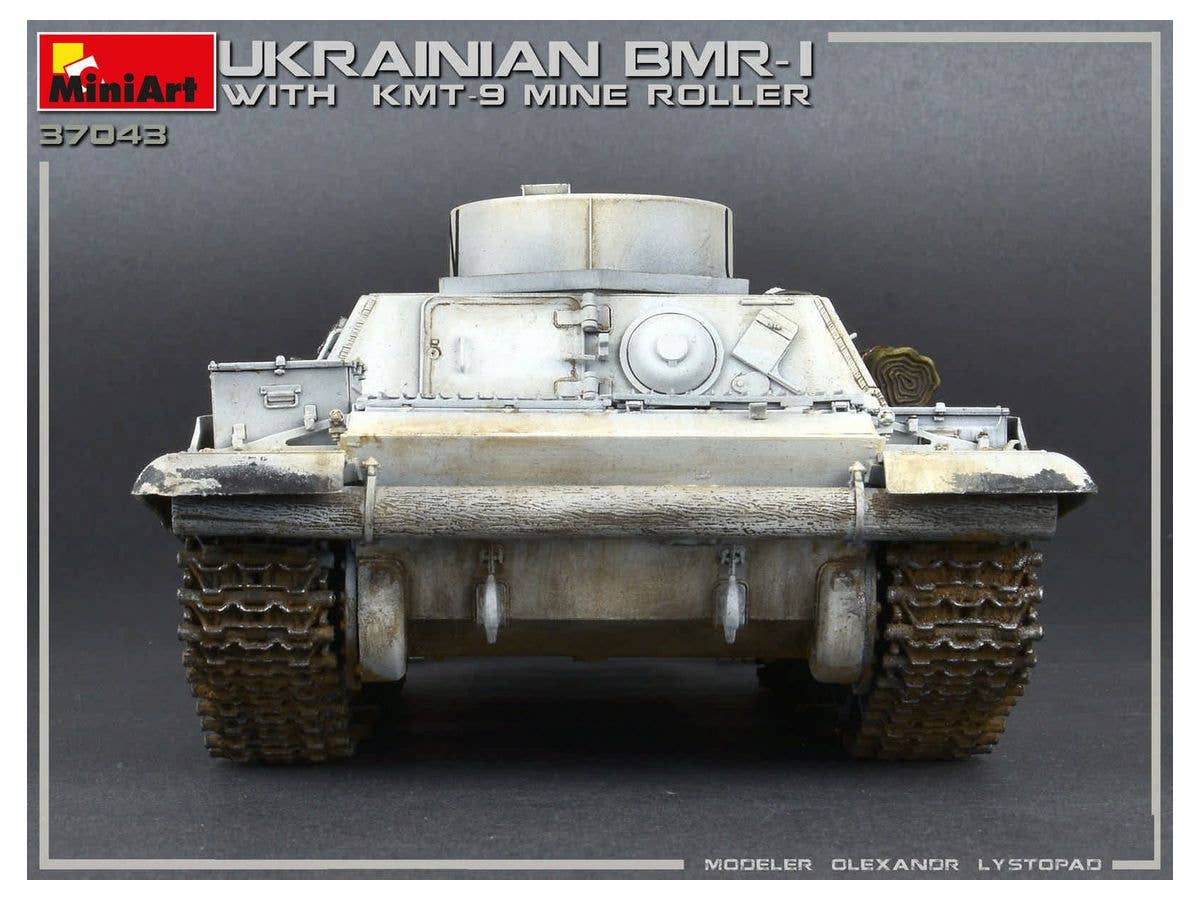 MiniArt 1/35 Ukrainian BMR-1 w/ KMT-9 | 4820183312358