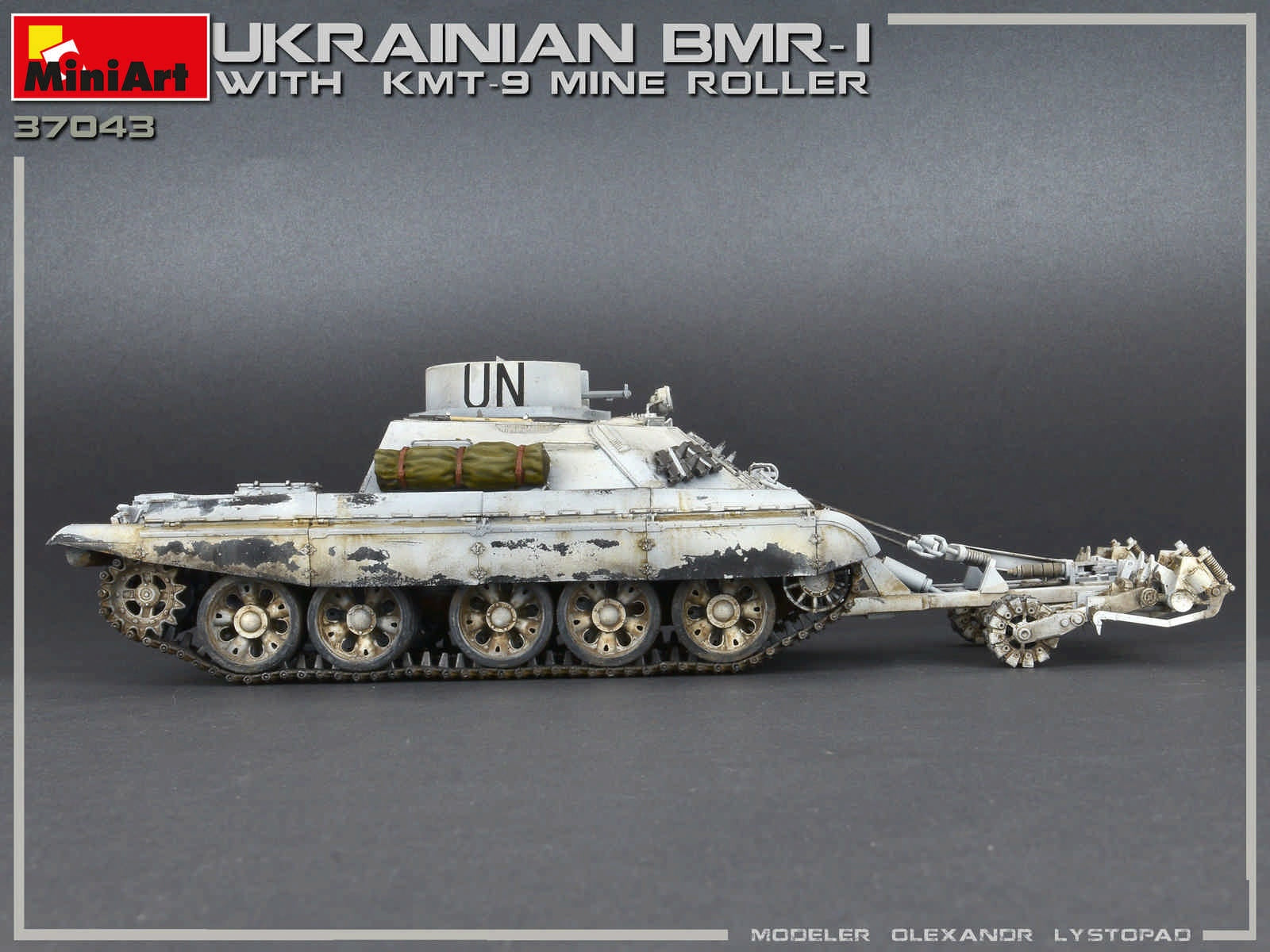 MiniArt 1/35 Ukrainian BMR-1 w/ KMT-9 | 4820183312358