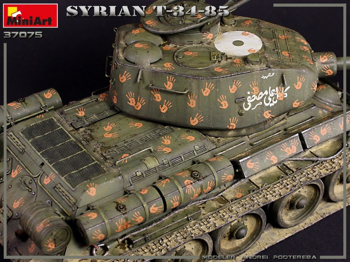 MiniArt 1/35 Syrian T-34/85 | 4820183313928