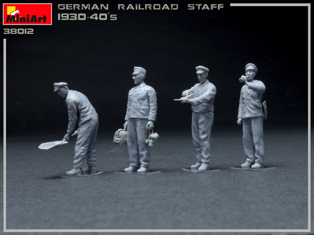 MiniArt German Railroad Staff 1930-40s | 4820183311986