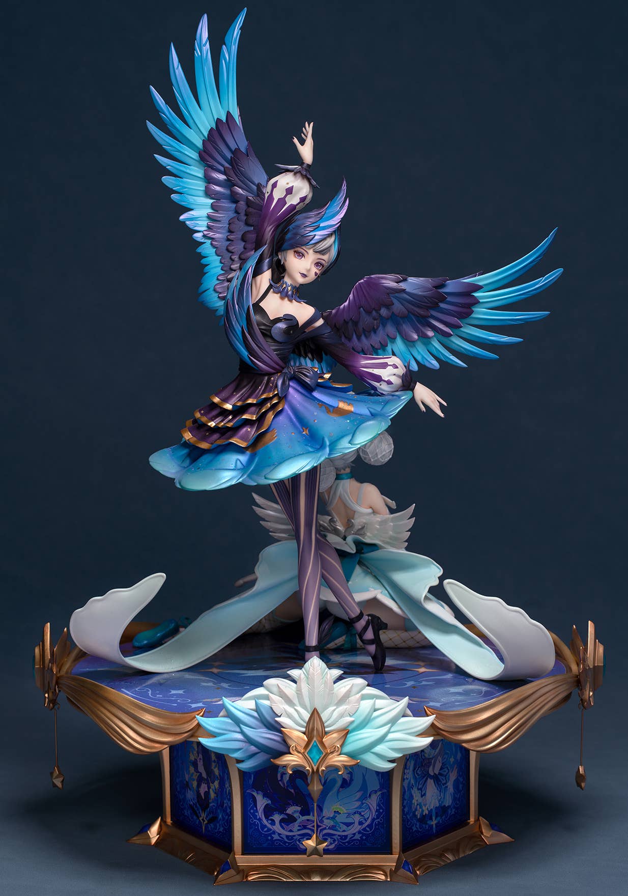 XIAO QIAO SWAN STARLET 1/7 PVC FIG | 6971804911059