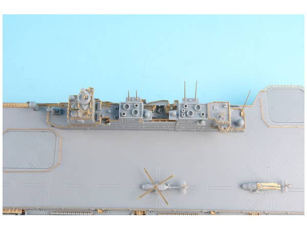 Pit Road 1/700 Detail Up Parts Set For JMSDF DDH-183 Izumo | 4986470058535