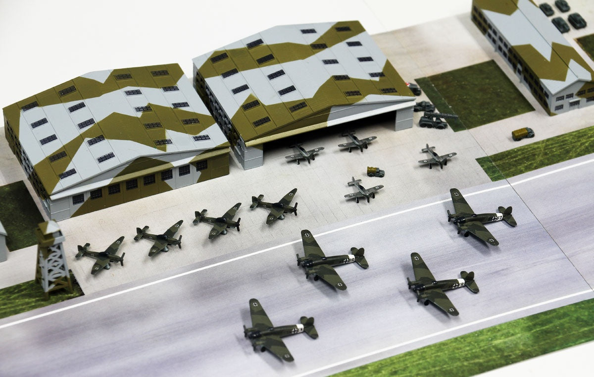 Pit Road 1/700 WWII German Air Force Base Construction Model