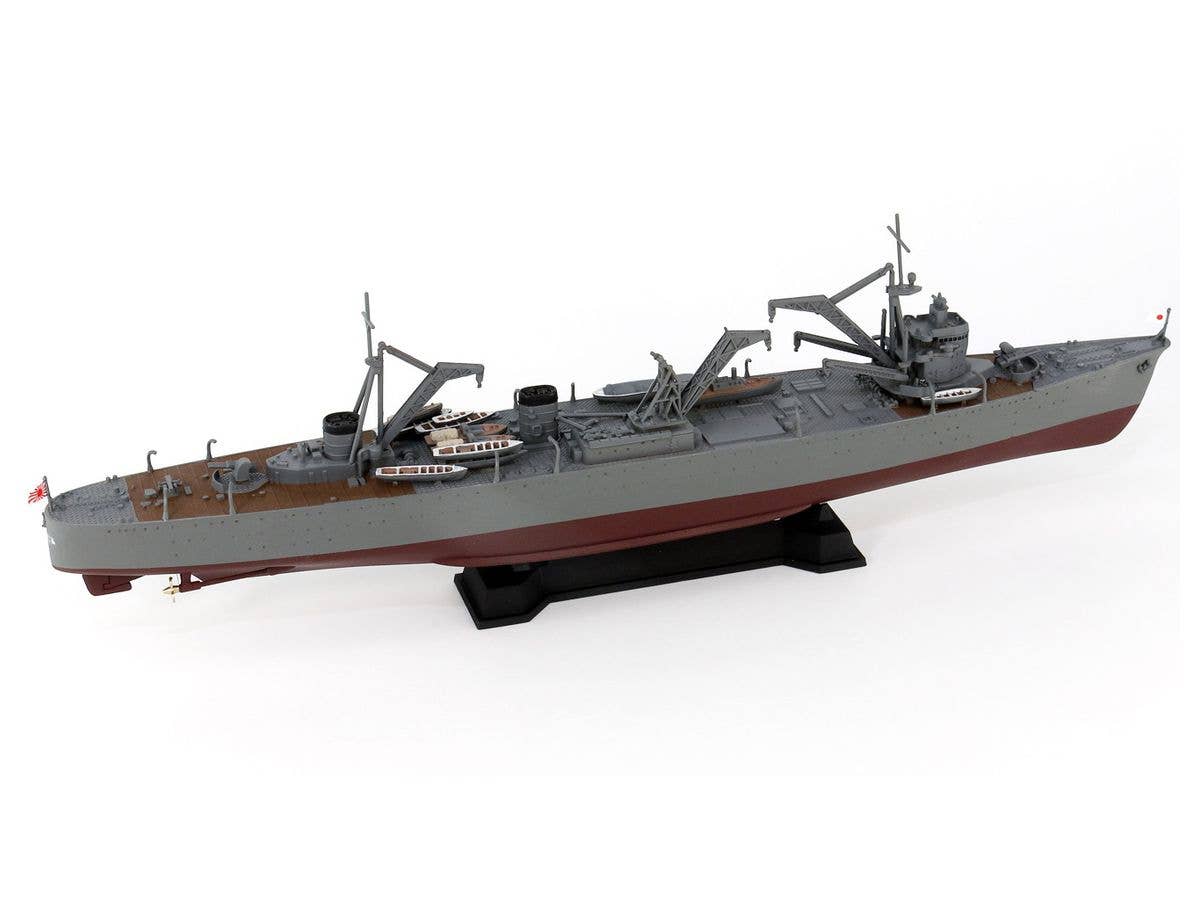 Pit Road 1/700 IJN Repair Ship 'AKASHI' | 4986470020921