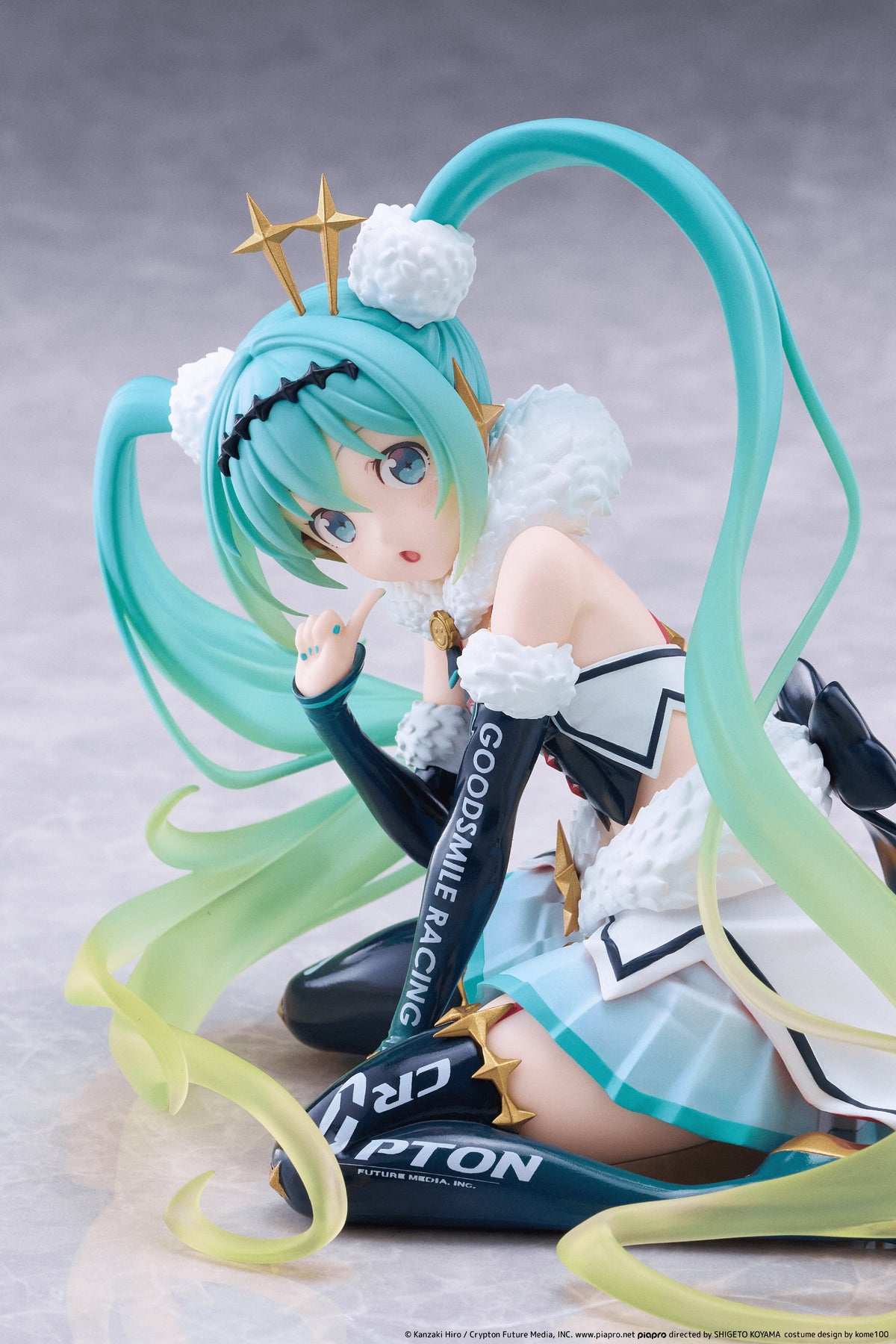 Racing Miku Figure - 2018Ver. Round 8