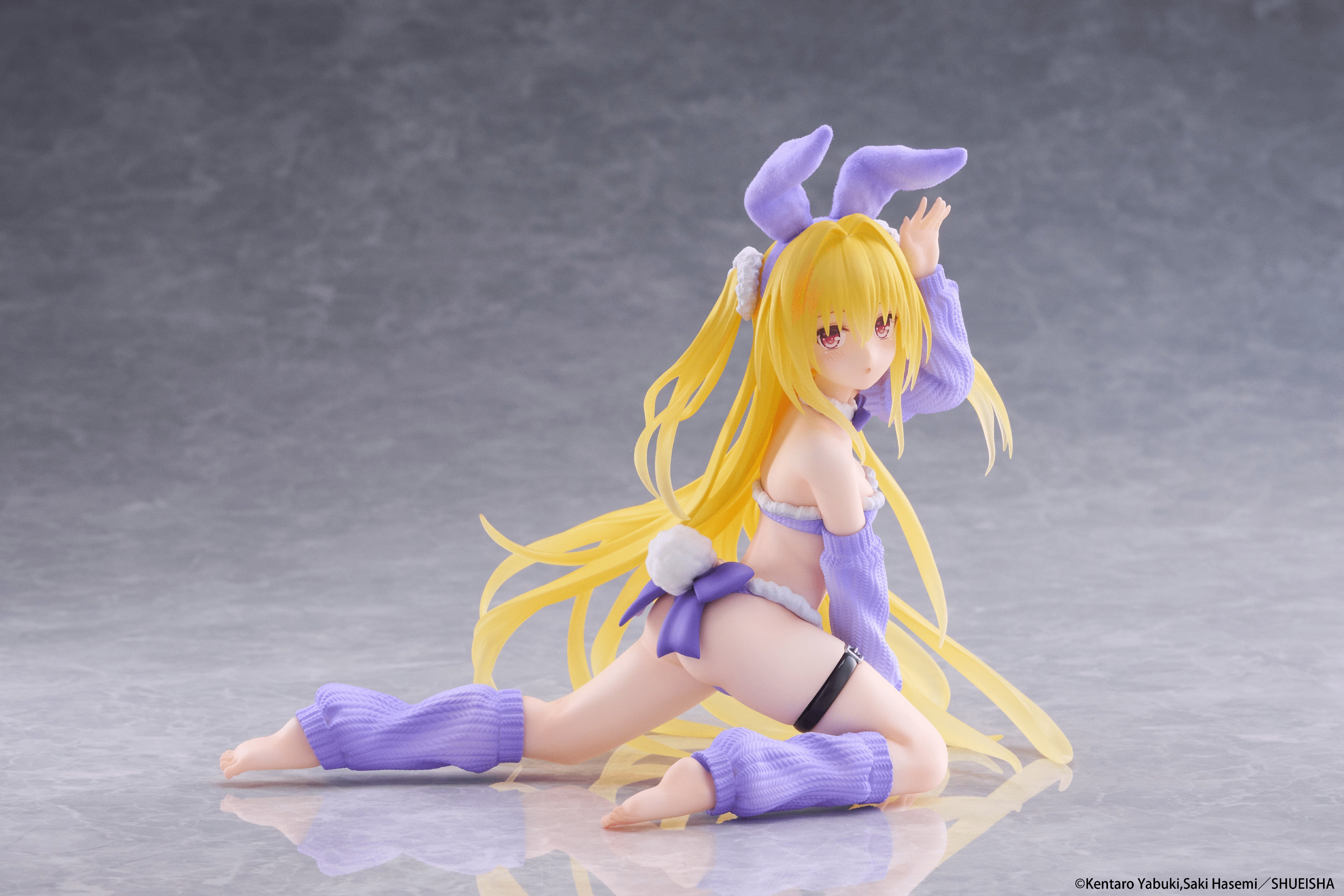 To Love-Ru Darkness MOFLOCK Figure - Golden Darkness (Fluffy Bunny Ver.)