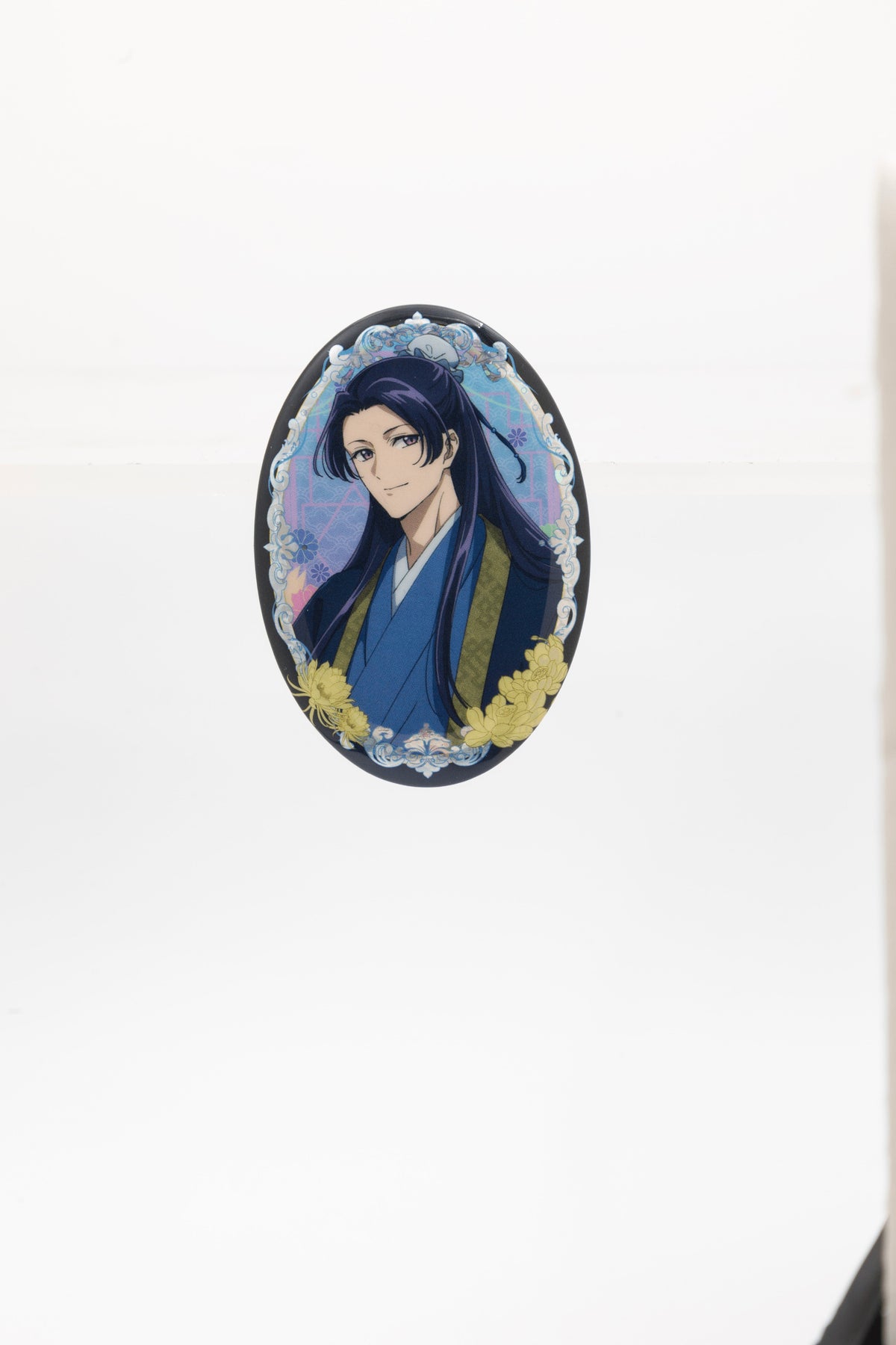 The Apothecary Diaries - Nacreous Glow Button Pin (8 units/set) (Box of 8)