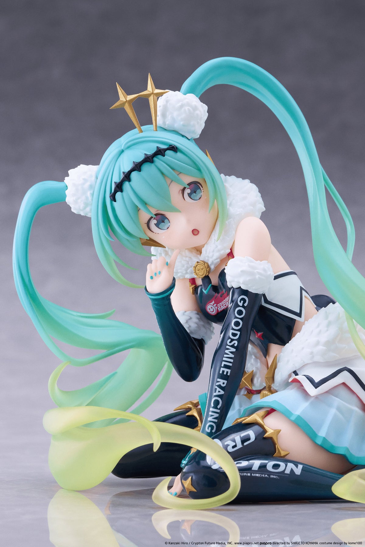 Racing Miku Figure - 2018Ver. Round 8