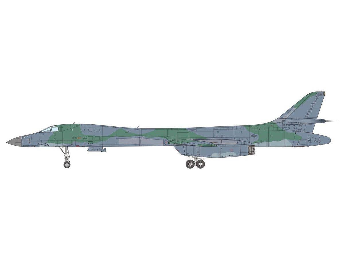 Platz 1/144 U.S. Air Force Bomber B-1B Lancer 337th BS〔Strategic Camouflage Scheme〕 | 4545782079371