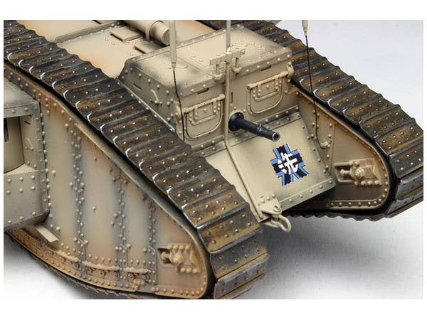 Platz x Takom 1/35 GIRLS und PANZER das FINALE Mk.IV Team SAMESAN Tank (Figures not included) | 4545782044898