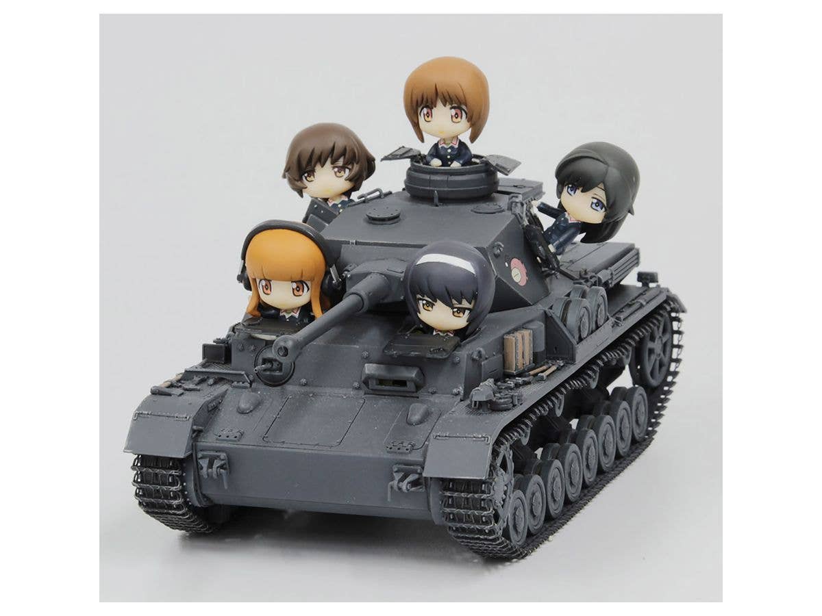 Platz 1/35 GIRLS und PANZER Pz.Kpfw.IV Ausf.D (F2 Ver) TEAM ANKOU Tank with Mini Prepainted Figure Set | 4545782071788