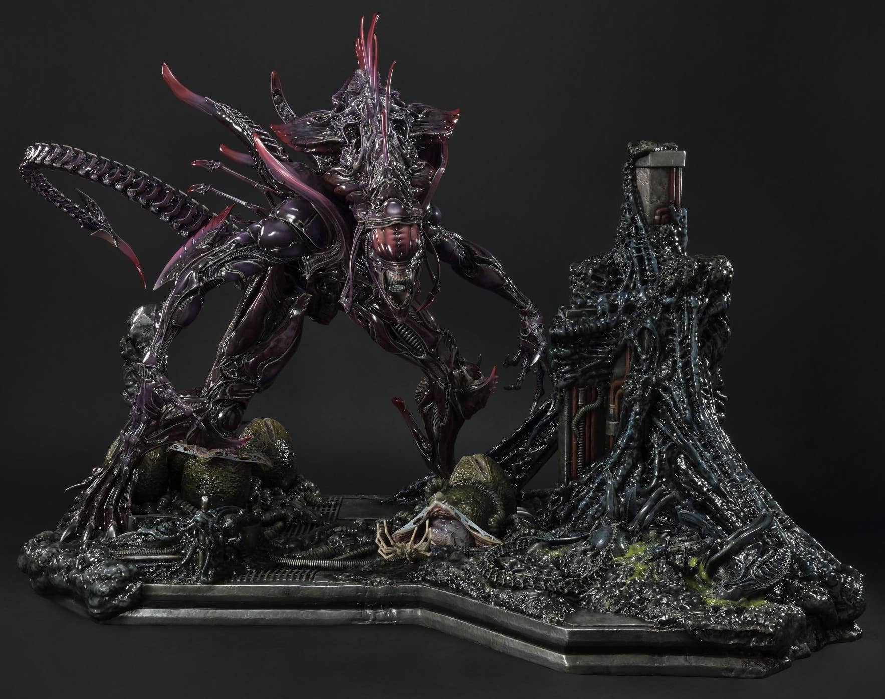 Prime 1 Studio Premium Masterline Aliens (Comics) Rogue Alien Battle Diorama | 4582535944845