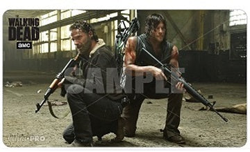 UP PLAYMAT THE WALKING DEAD: RICK & DARYL | 074427850630