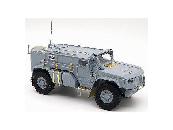 RPG 1/35 Typhoon VDV K-4386 Mine-Protected Armoured Vehicle, Early Type | 6971889310150