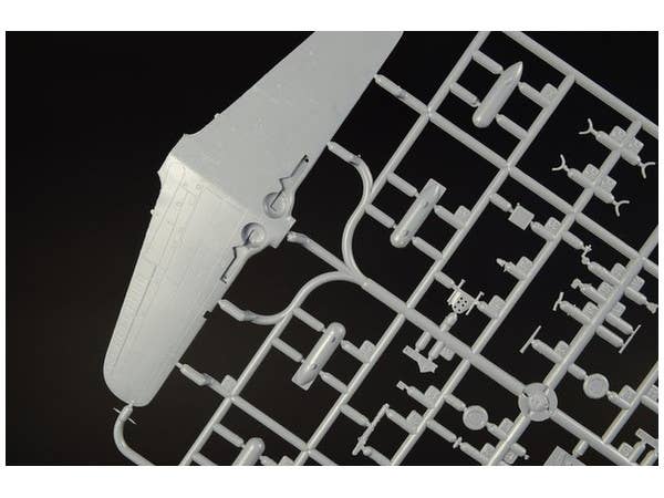 Special Hobby 1/72 Nakajima Ki-43-III Ko Hayabusa | 8594071082215