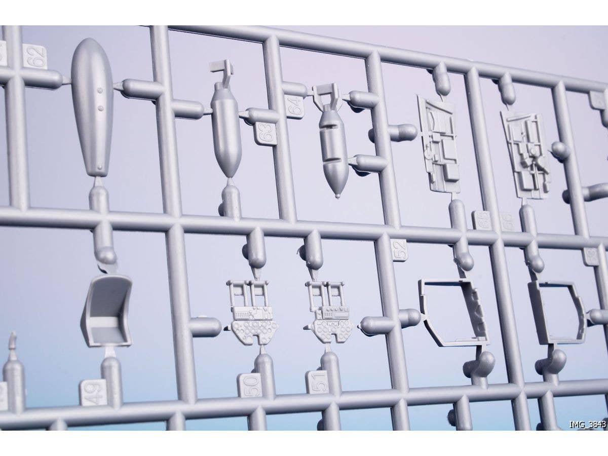 Special Hobby 1/72 Kittyhawk Mk.IV ‘Over the Mediterranean and the Pacific’ | 8594071089498