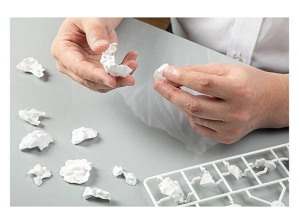 Trash Plastic Model Kit | 4580620730441