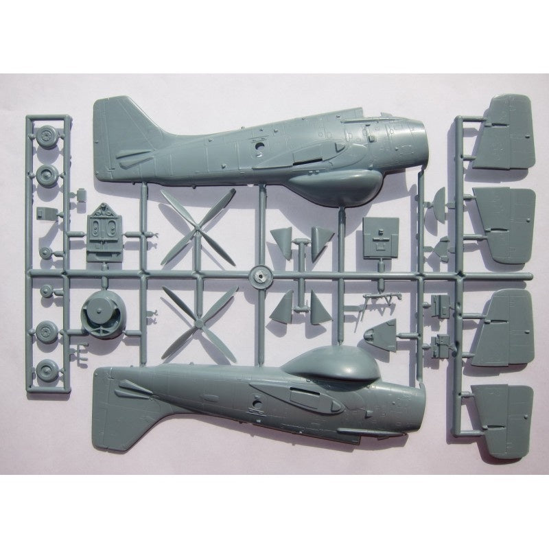Sword Models 1/72 Gannet with PUR Operators Set | 8592977729012