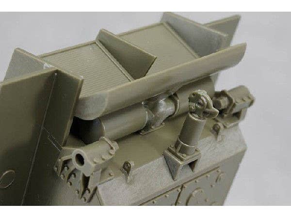 Asuka 1/35 British Army Sherman 3 Mid Production (with Cast Driver's Hood) | 4571229090647