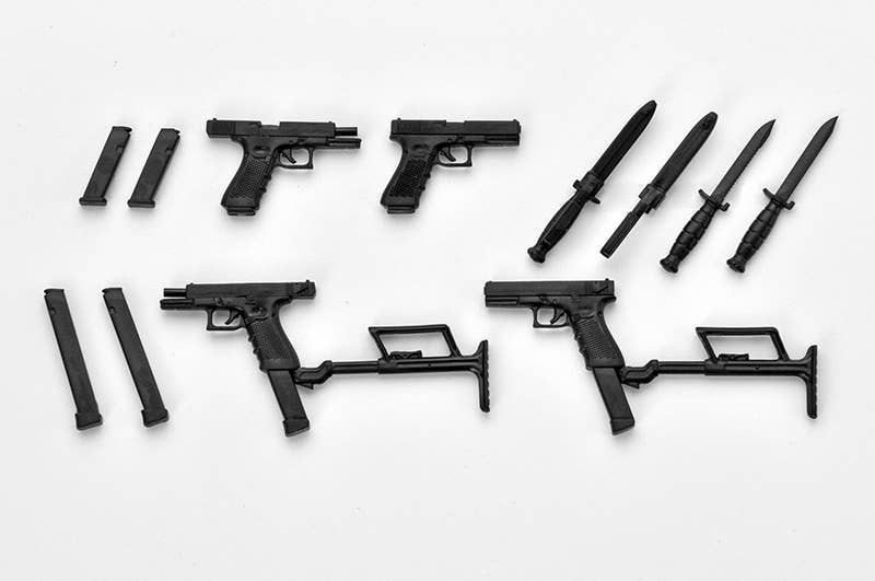 TomyTec Little Armory 1/12 LA028 Glock 17.18C Type Firearm | 4543736282273