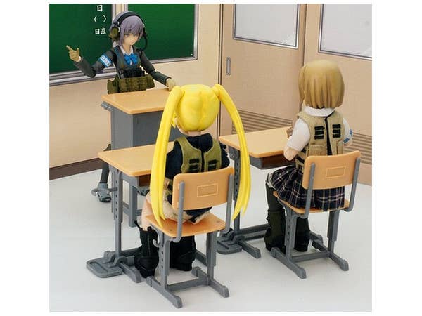 TomyTec Little Armory 1/12 LD013 Defense School Desk | 4543736282310
