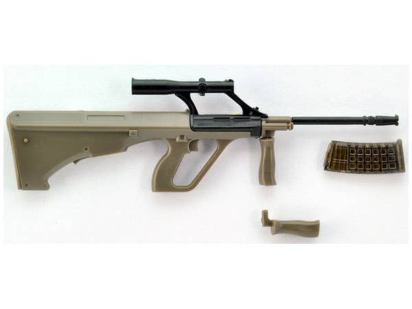 TomyTec Little Armory 1/12 LA044 AUG Automatic Rifle | 4543736288442