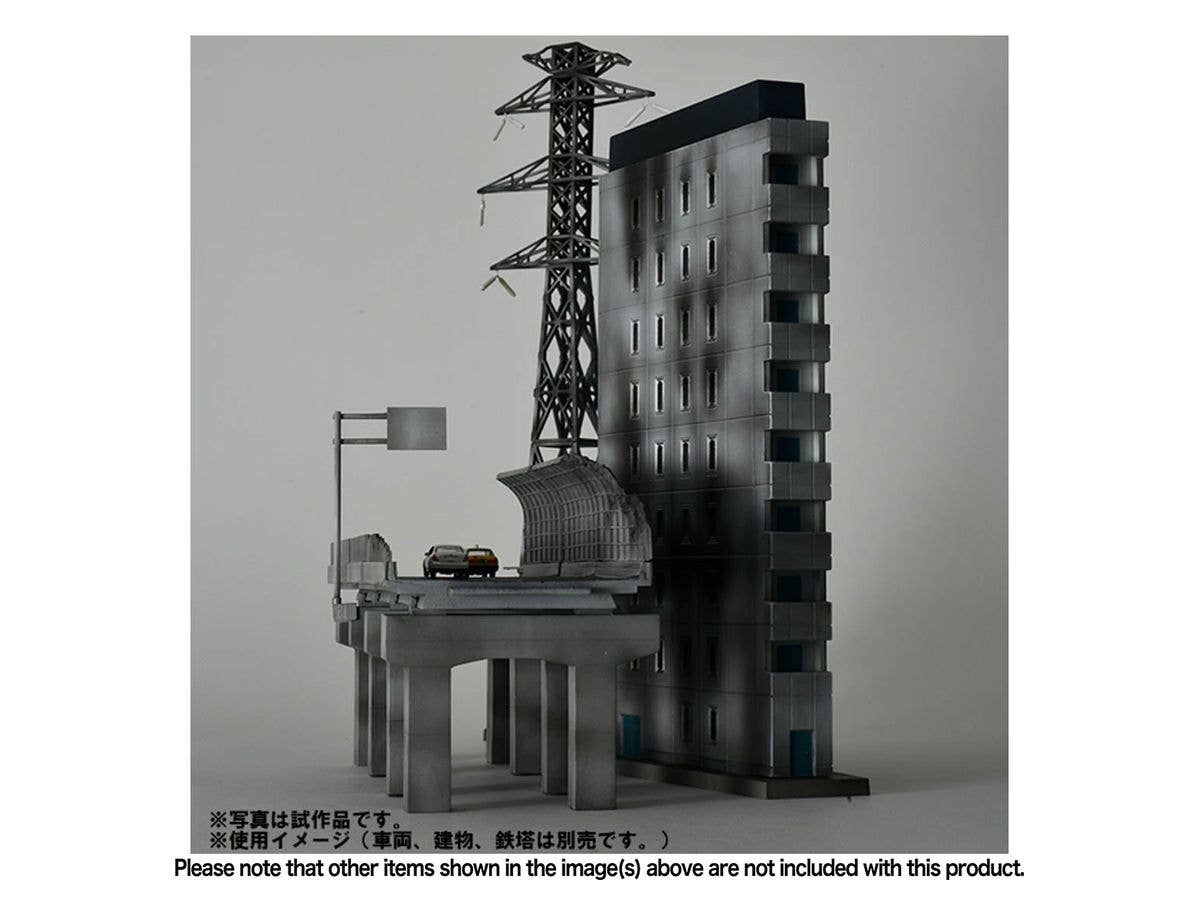 TomyTec DCM15 1/144 City of Assault B Urban Style Hotel | 4543736315629