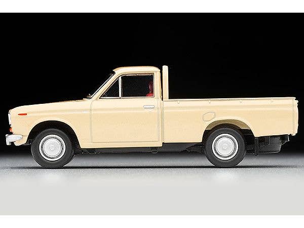Tomica Limited Vintage 1/64 LV-195D Datsun 1300 Truck Light Brown With Figures | 4543736318361