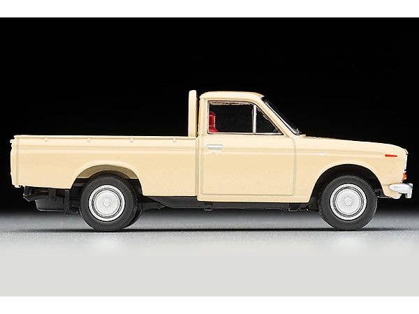 Tomica Limited Vintage 1/64 LV-195D Datsun 1300 Truck Light Brown With Figures | 4543736318361