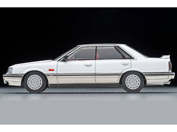 Tomica Limited Vintage 1/64 LV-N282a Nissan Skyline 4Dr HT GT Passage TwinCam 24V White/Beige 1986 | 4543736320401