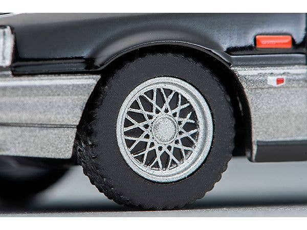 Tomica Limited Vintage 1/64 LV-N282b Nissan Skyline 4Dr HT GTS TwinCam 24V Black/Silver 1986 | 4543736320418