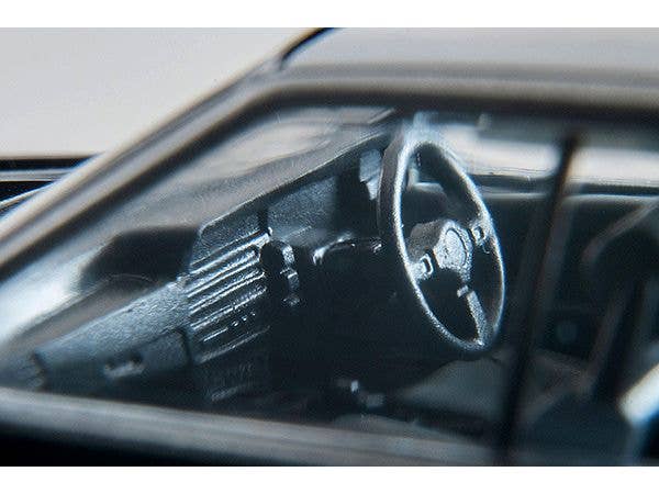 Tomica Limited Vintage 1/64 LV-N282b Nissan Skyline 4Dr HT GTS TwinCam 24V Black/Silver 1986 | 4543736320418