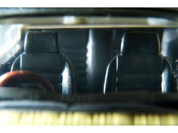 Tomica Limited Vintage 1/64 LV-202a Nissan Skyline 2000GT Yellow/Black 1970 model | 4543736324263