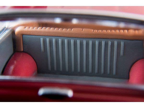 Tomica Limited Vintage 1/64 LV-203a Toyopet Maserline Light van Red 1967 model | 4543736324980