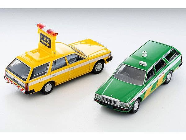 Tomica Limited Vintage 1/64 LV-N307a Cedric Wagon Tokyomusen Taxi | 4543736325260